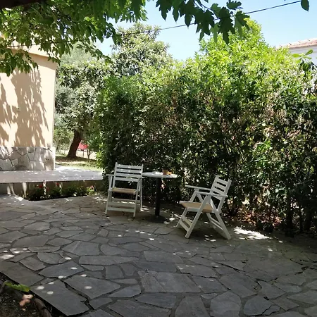 Appartement Sivilla Boutique Áfitos