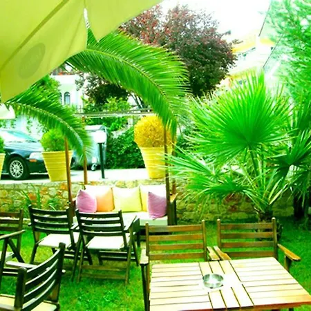 Apartment Sivilla Boutique Economy *